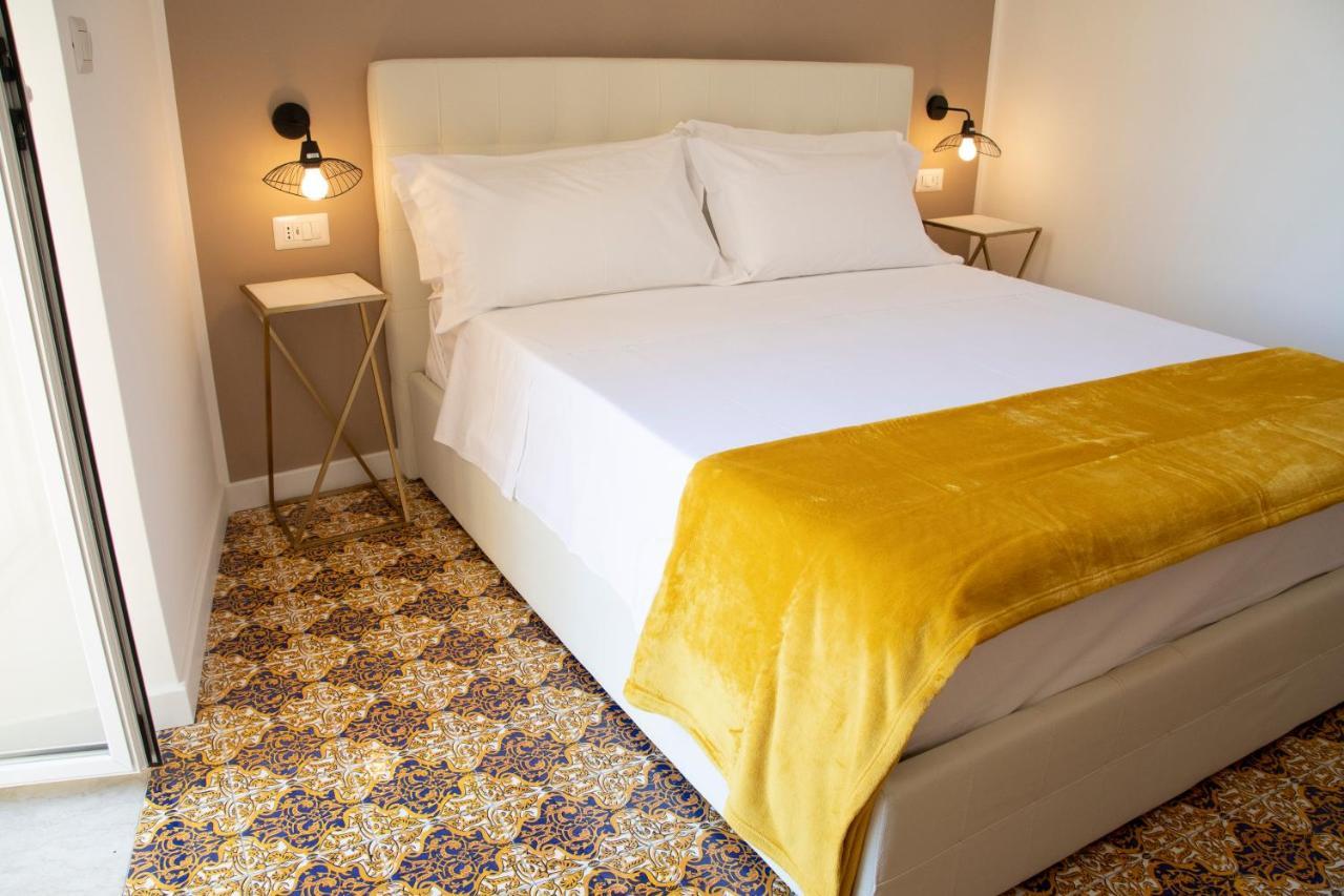 Castalia Apartments & Rooms Duomo Taormina Exterior foto